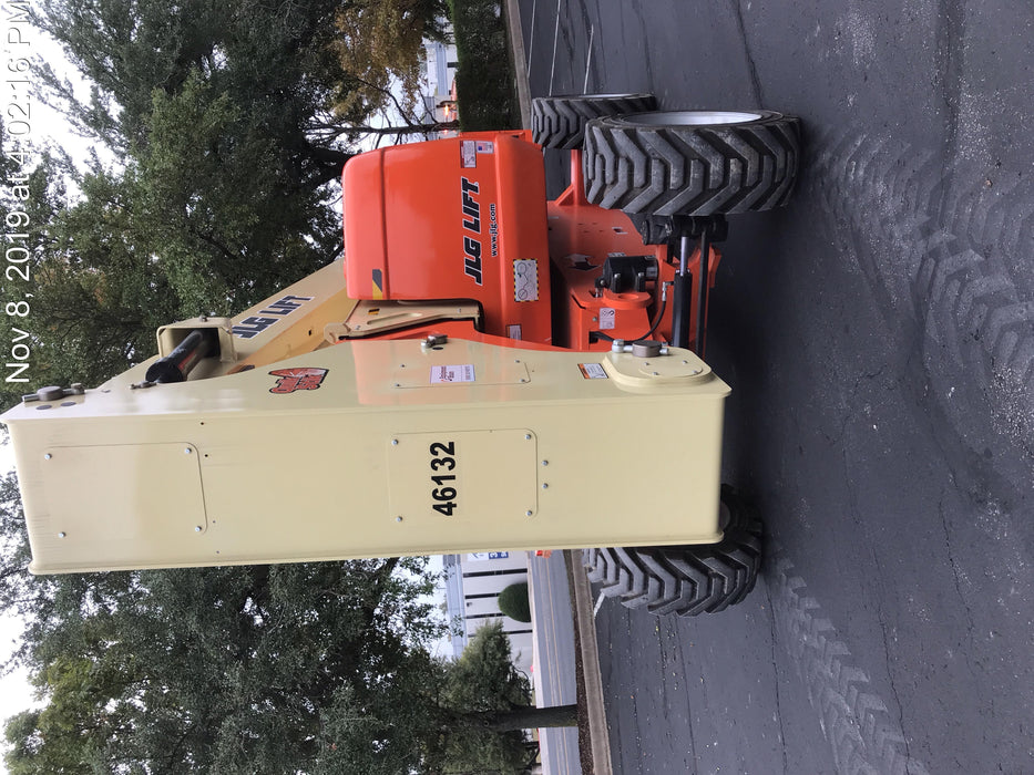 2019 JLG 800AJ