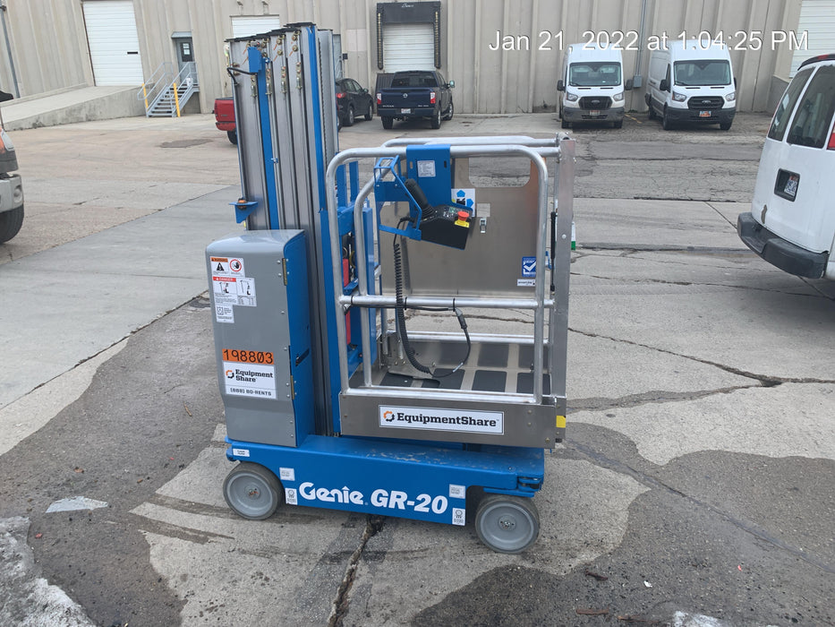 2021 GENIE GR-20