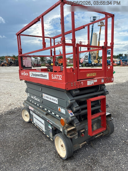 2021 SKYJACK SJ4732