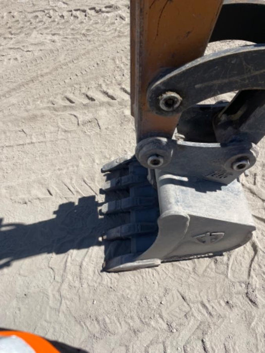 2013 WERK-BRAU 18" Bucket - Werk-Brau