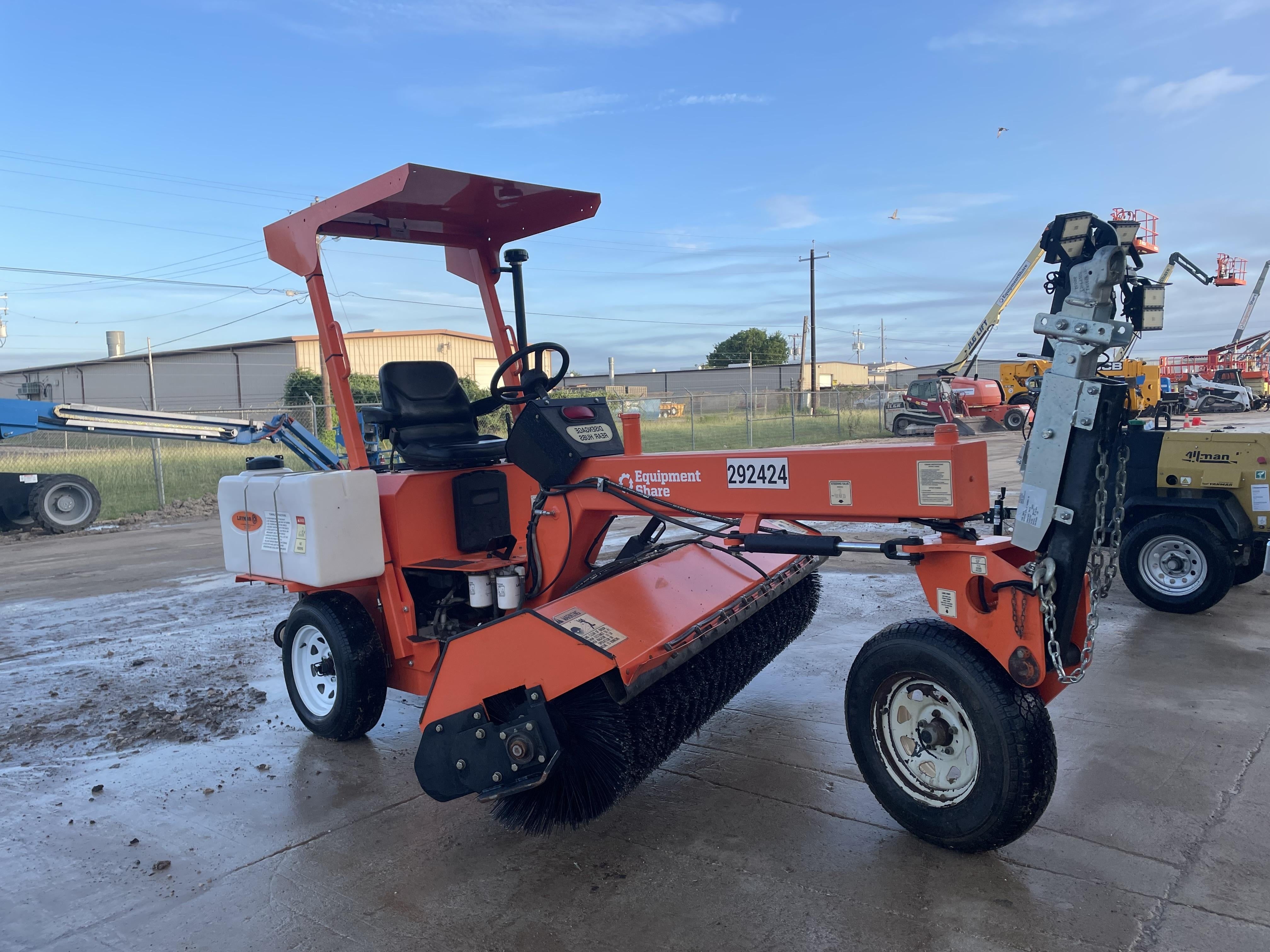 2023 LAYMOR SM-300