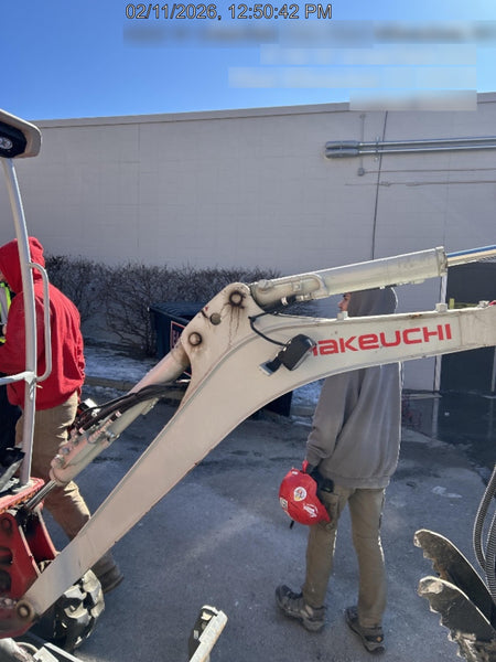 2022 TAKEUCHI TB20e