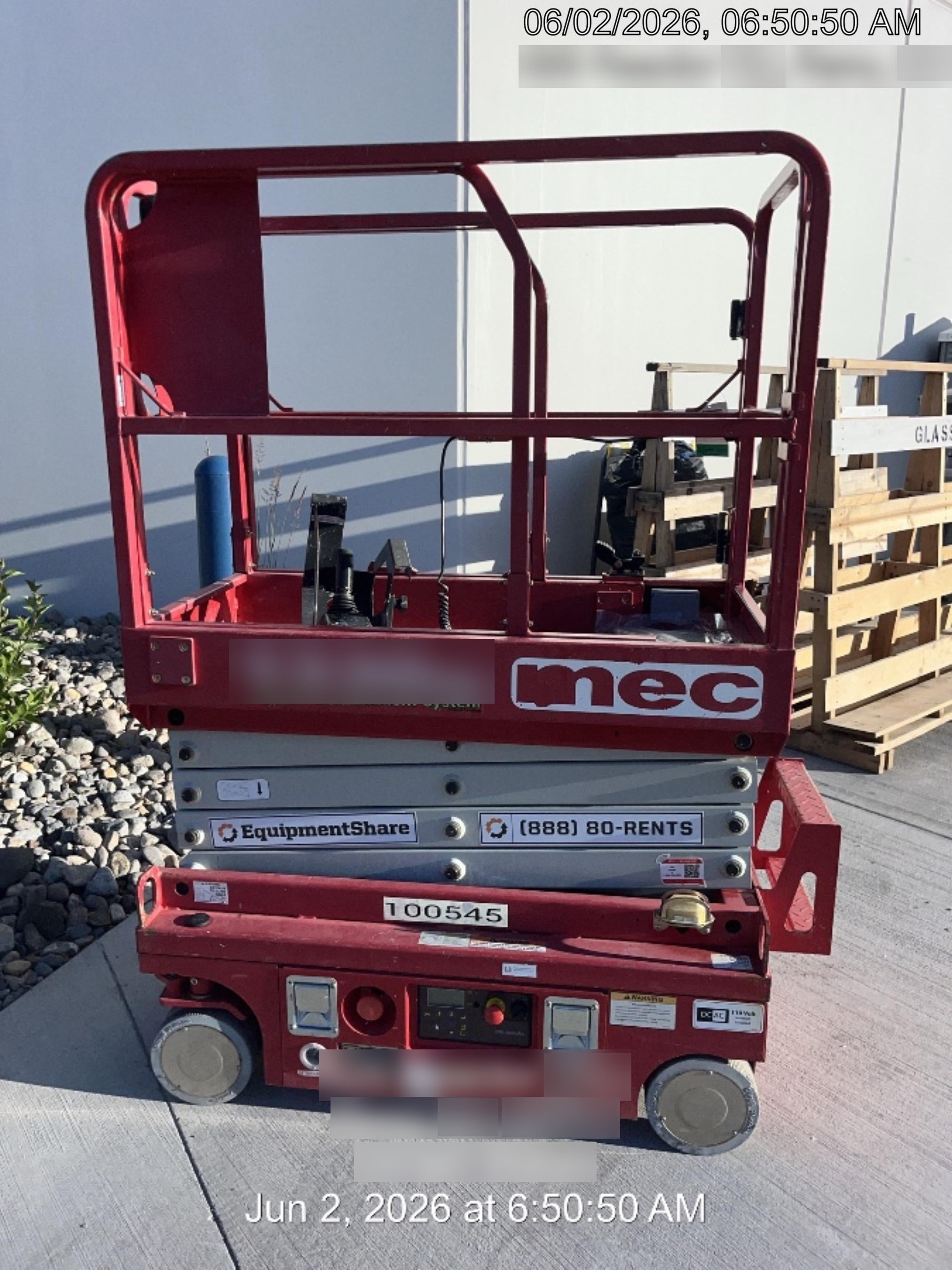 2020 MEC 1330SE Solid NM Tires, Steel Swing out Doors, LCS, Beacon, 900W Invertor