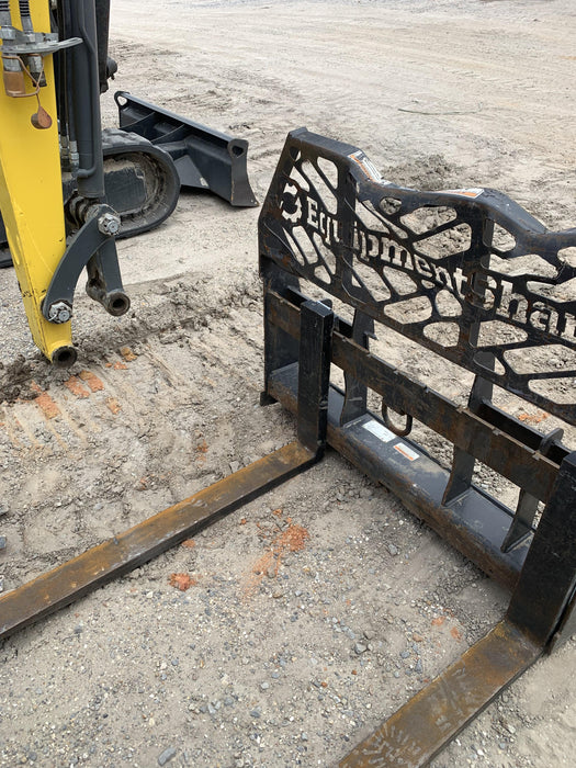 2021 PALADIN 48" Pallet Forks - Paladin