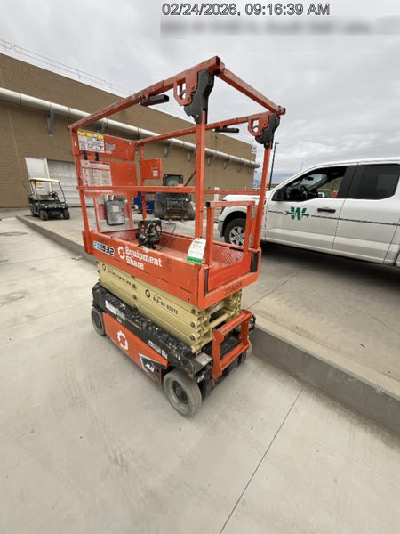 2022 JLG ES1932