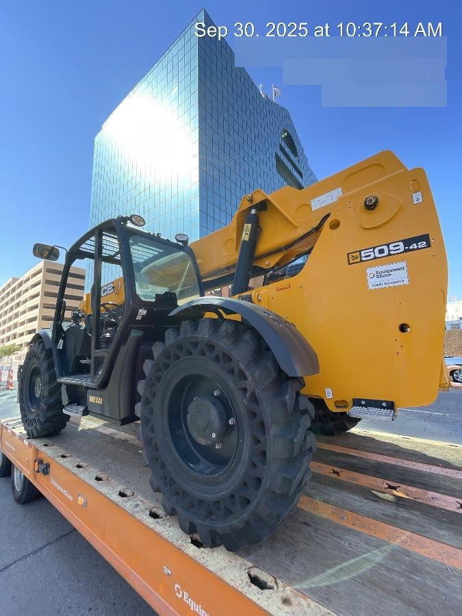 2020 JCB 509-42 Canopy, Solid Tires, Work Lights, Beacon, Aux Hydraulics, Back up Alarm, Lifting Eye, ES Decals