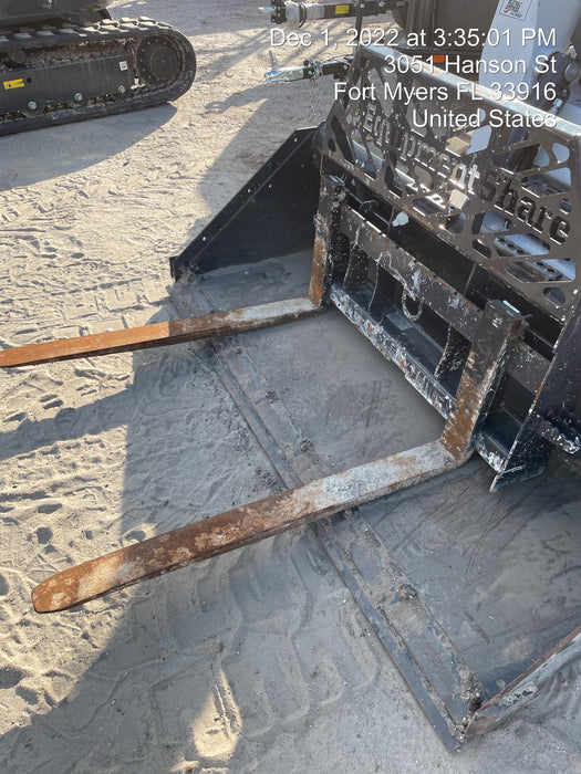 2022 PALADIN 48" Pallet Forks - Paladin