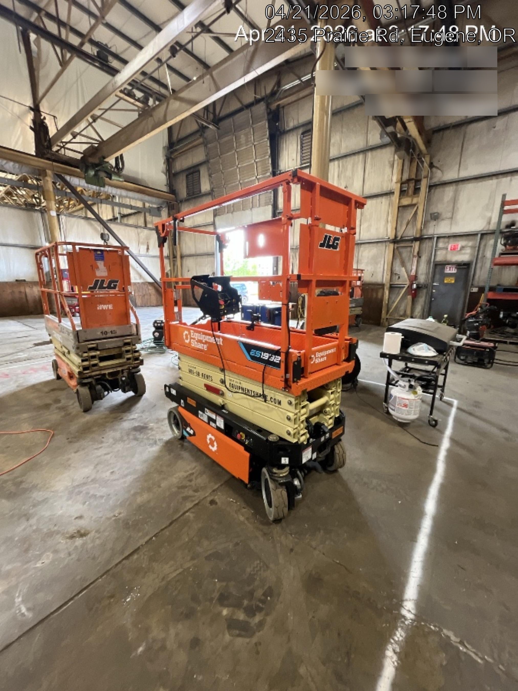 2025 JLG ES1932