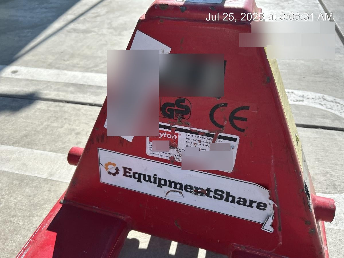2019 HAUL MASTER 2.5 Ton Manual Pallet Jack