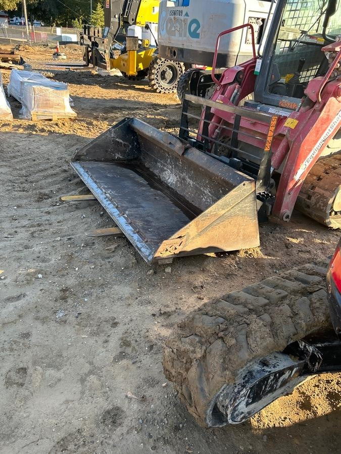 2025 ARROW MATERIAL HANDLING 24" Pallet Fork Frame