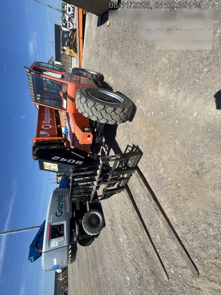 2022 SKYTRAK 8042