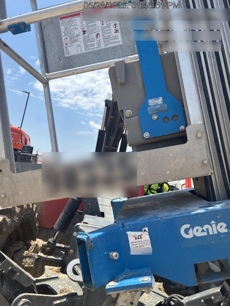 2020 GENIE AWP-30S