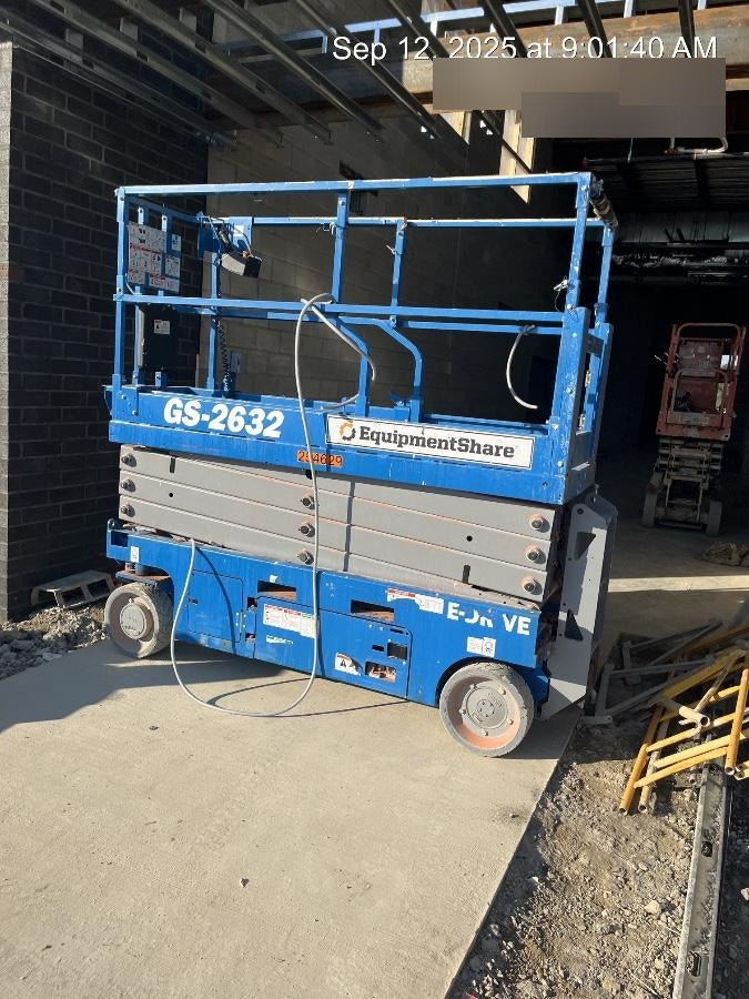 2022 GENIE GS-2632