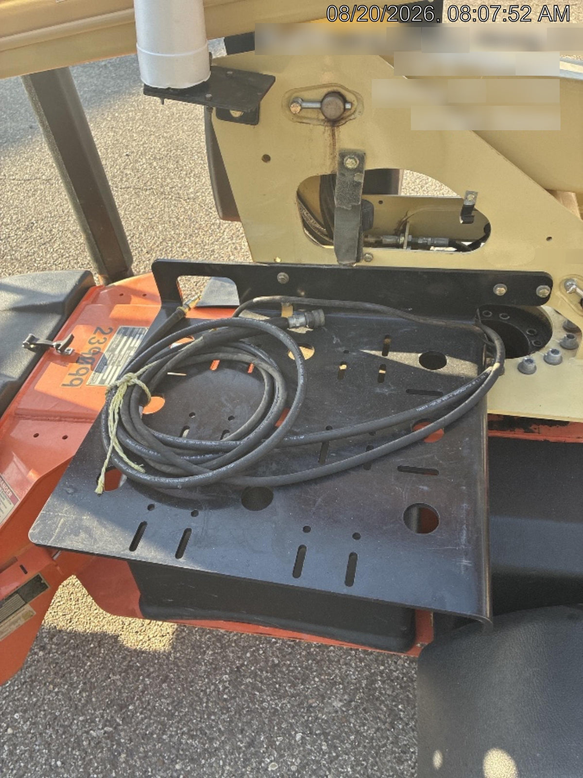 2022 JLG T350
