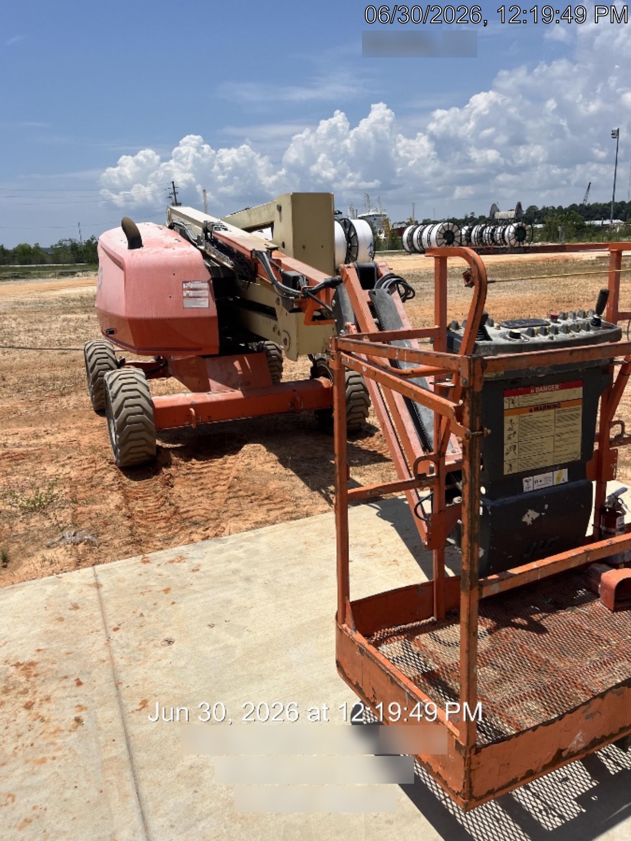 2019 JLG 450AJ