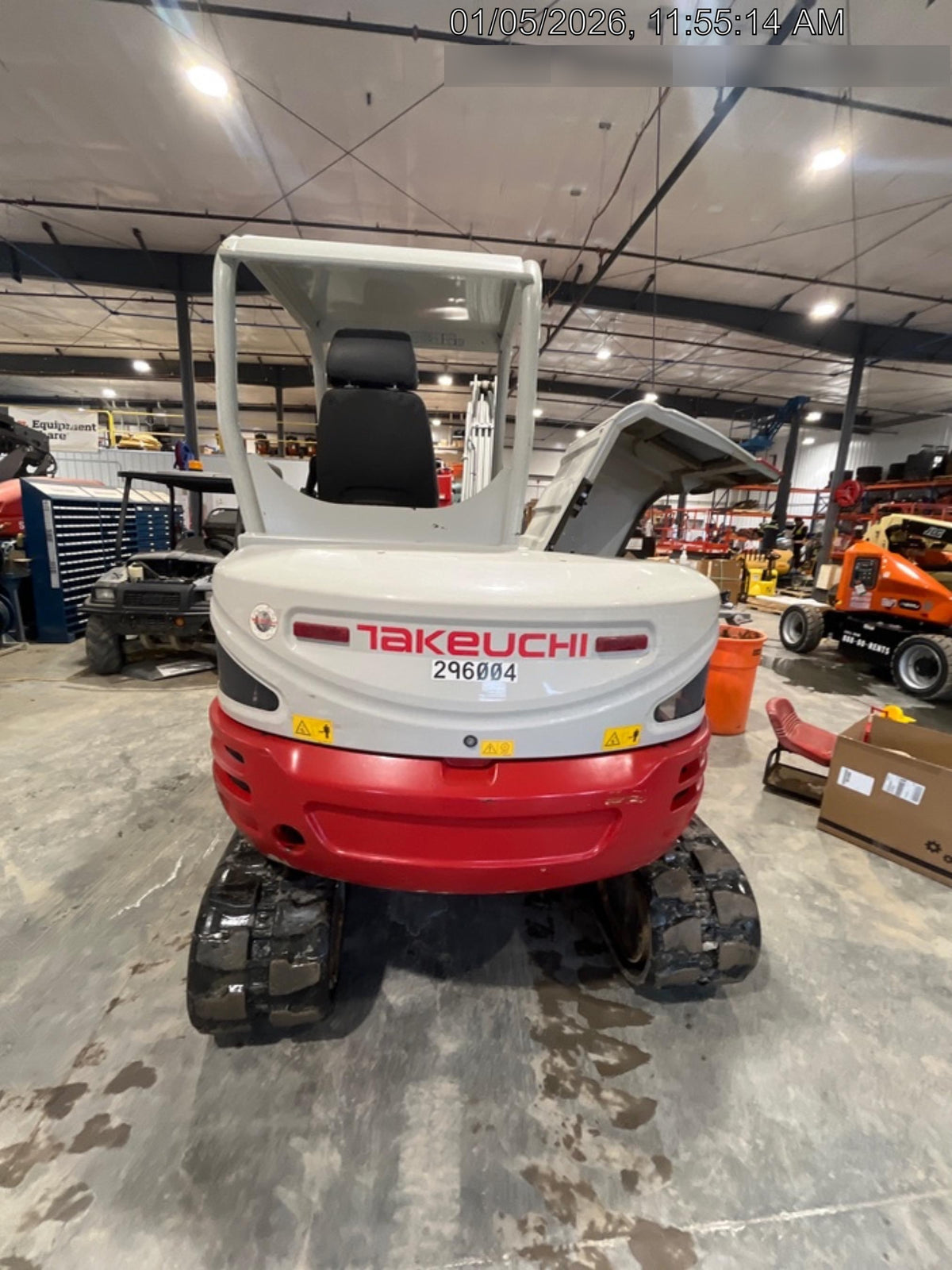 2023 TAKEUCHI TB250-2R