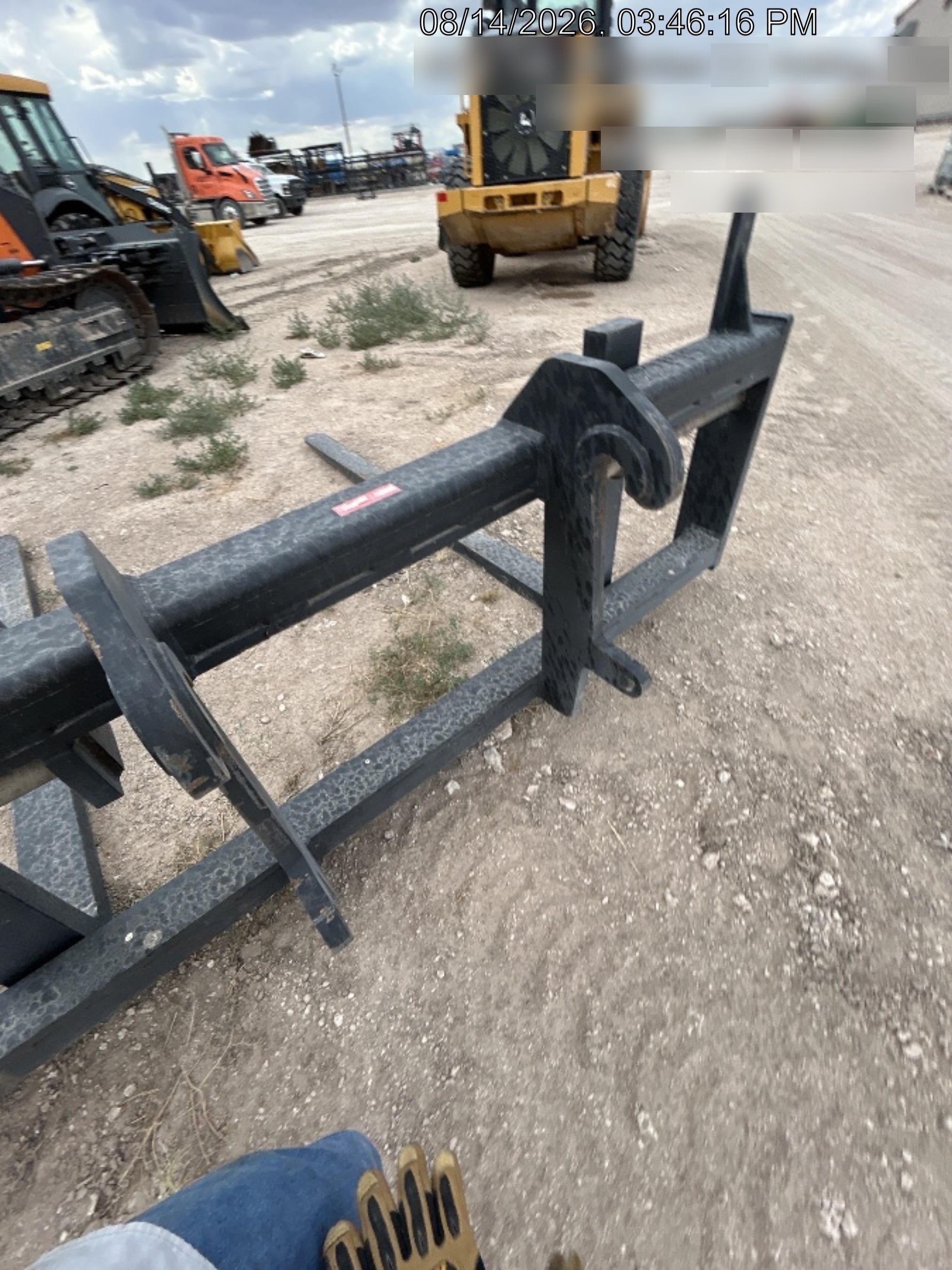 2025 ARROW MATERIAL HANDLING F83108-083