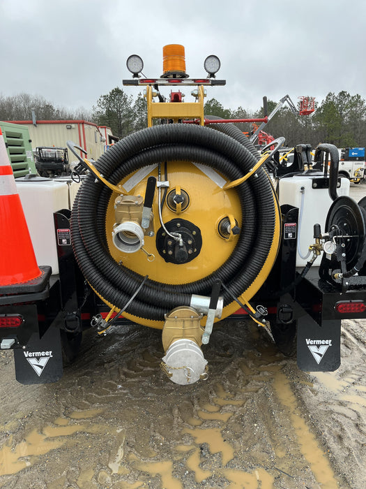 2023 Vac-Tron LP573XDT T4 Koehler Diesel Engine, 500 Gallon Debris Tank, x2 100 Gallon Water Tanks