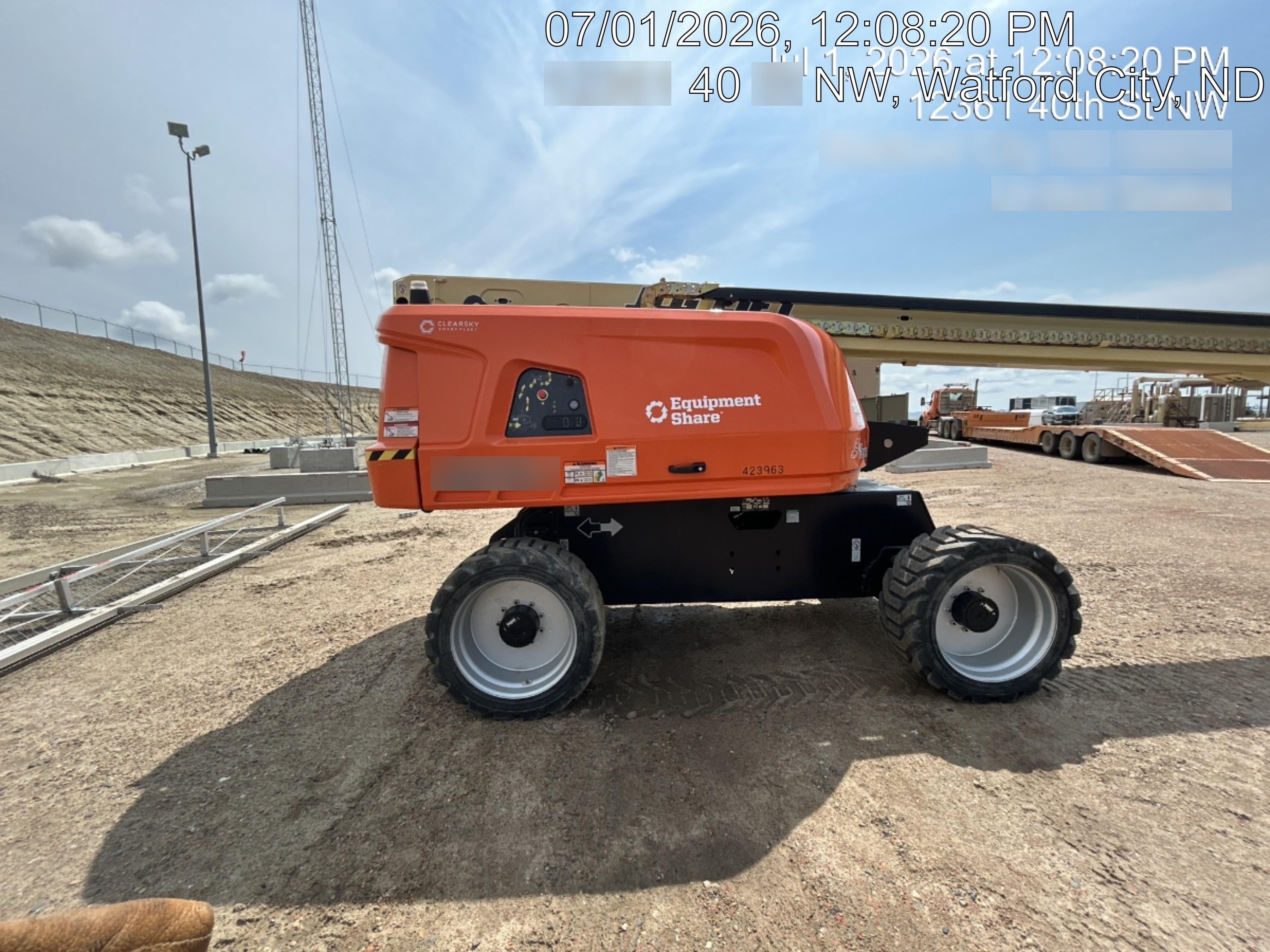 2024 JLG 660SJ