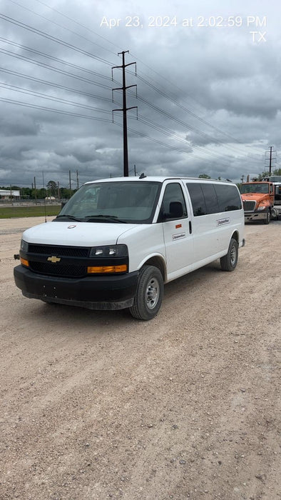 2023 CHEVROLET Express Van - Rental