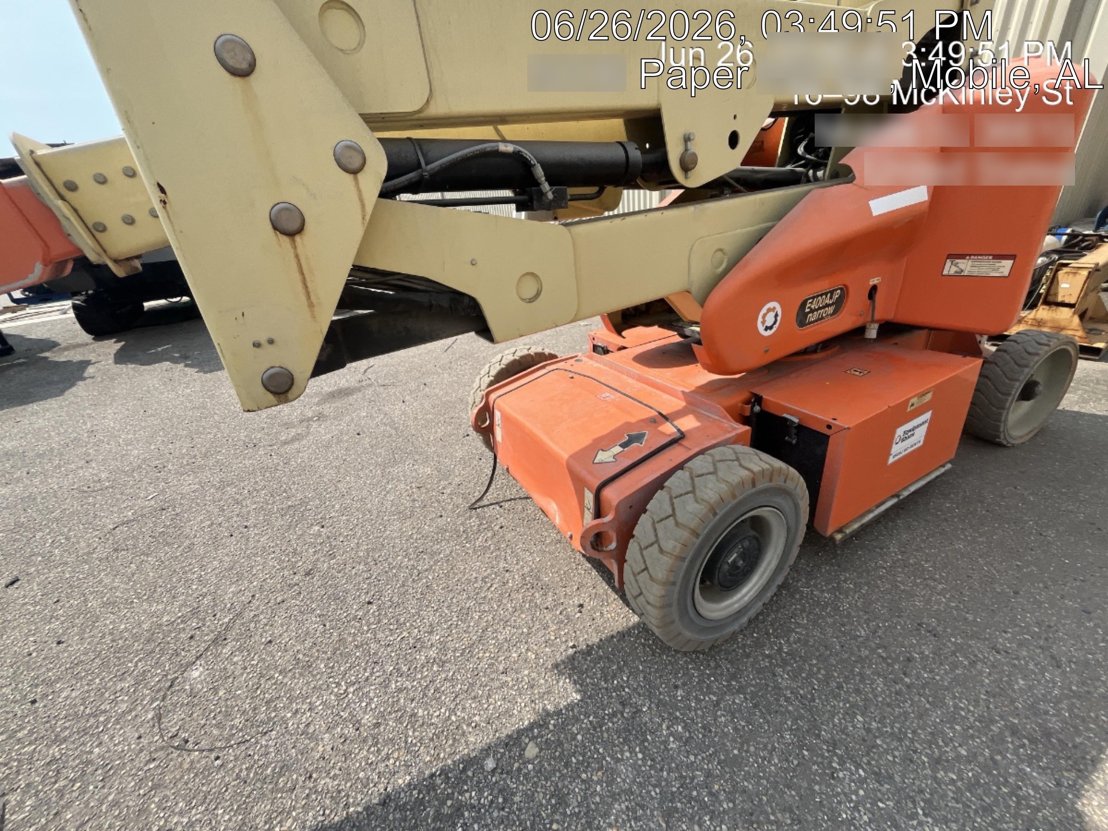 2020 JLG E400AJPN