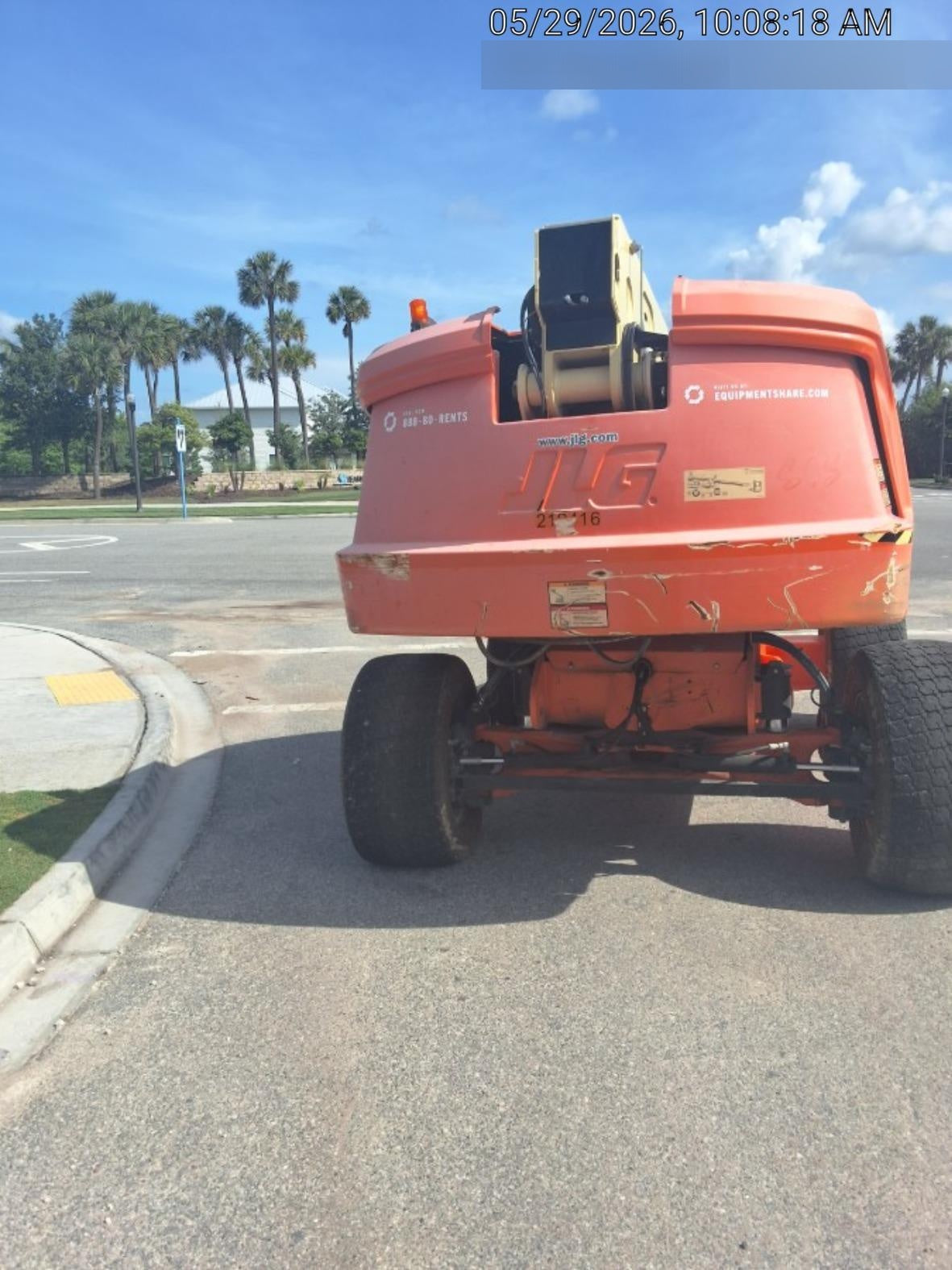 2022 JLG 660SJ