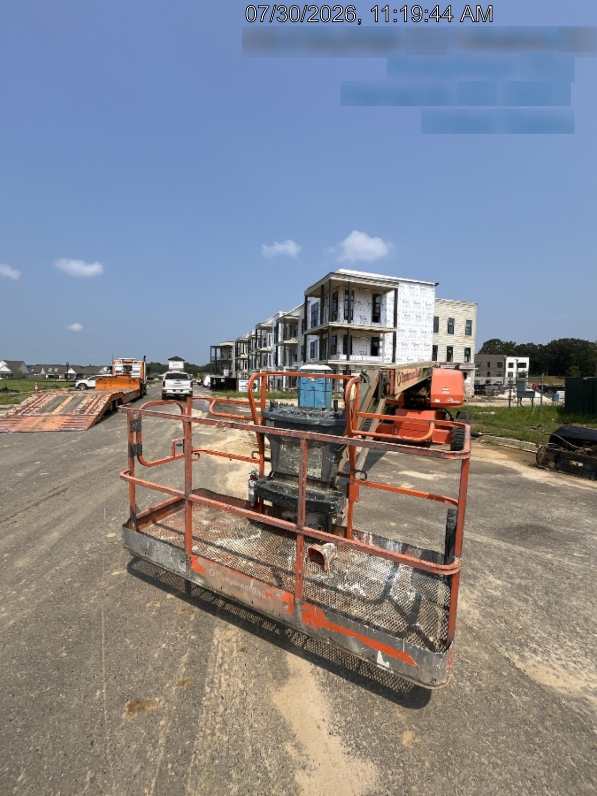 2022 JLG 660SJ
