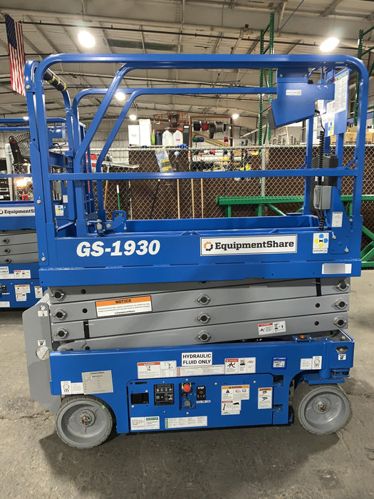 2019 Genie GS-1930 Half Height Swing Gate, 800W Inverter