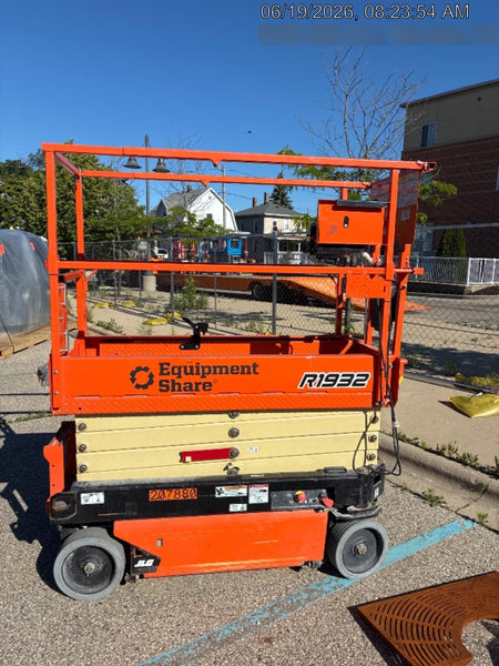 2022 JLG R1932