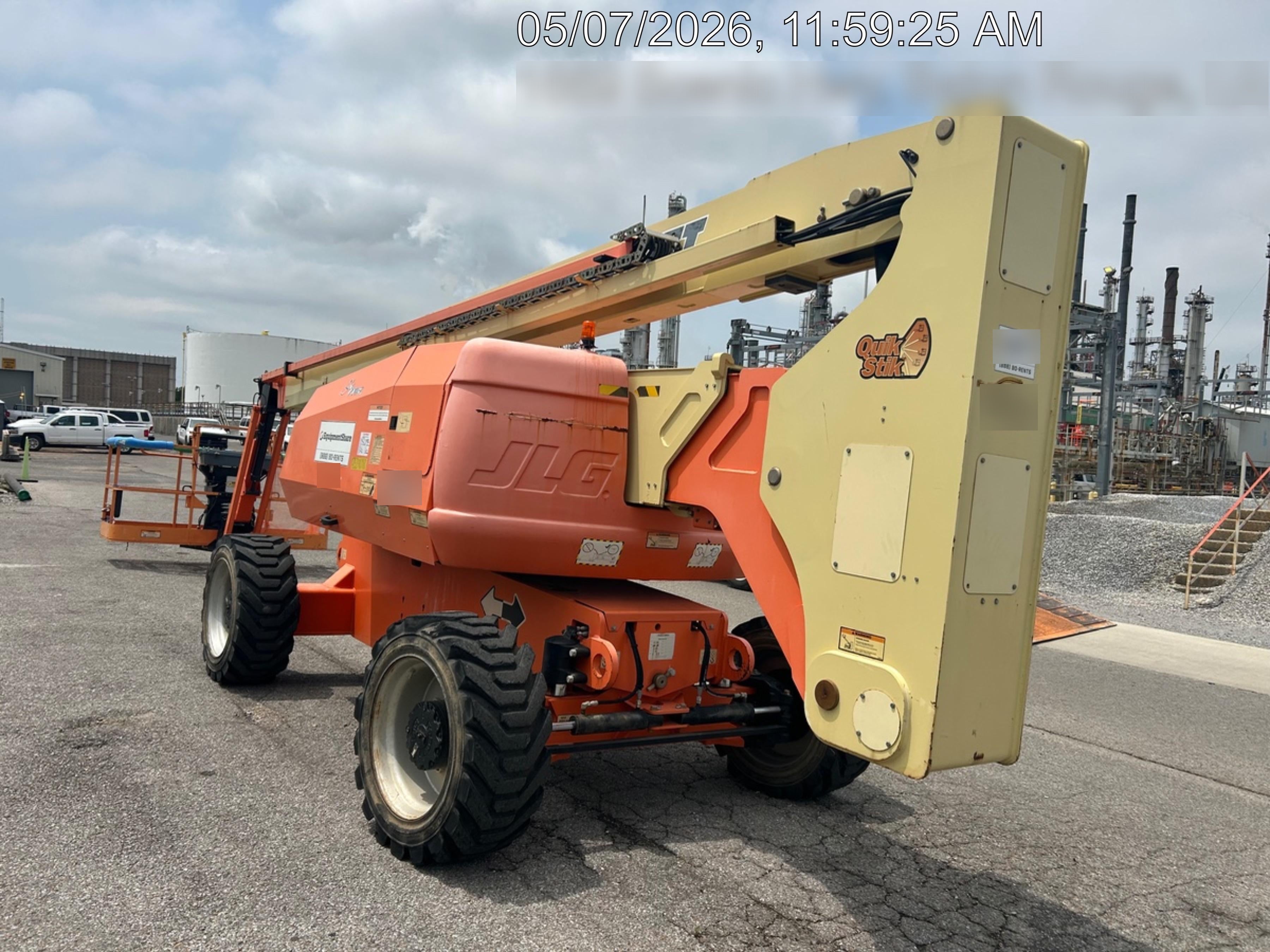 2019 JLG 800AJ
