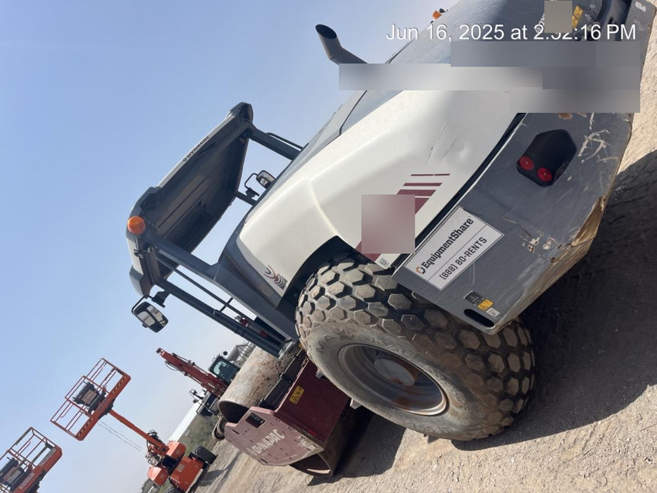 2021 DYNAPAC CA2500D