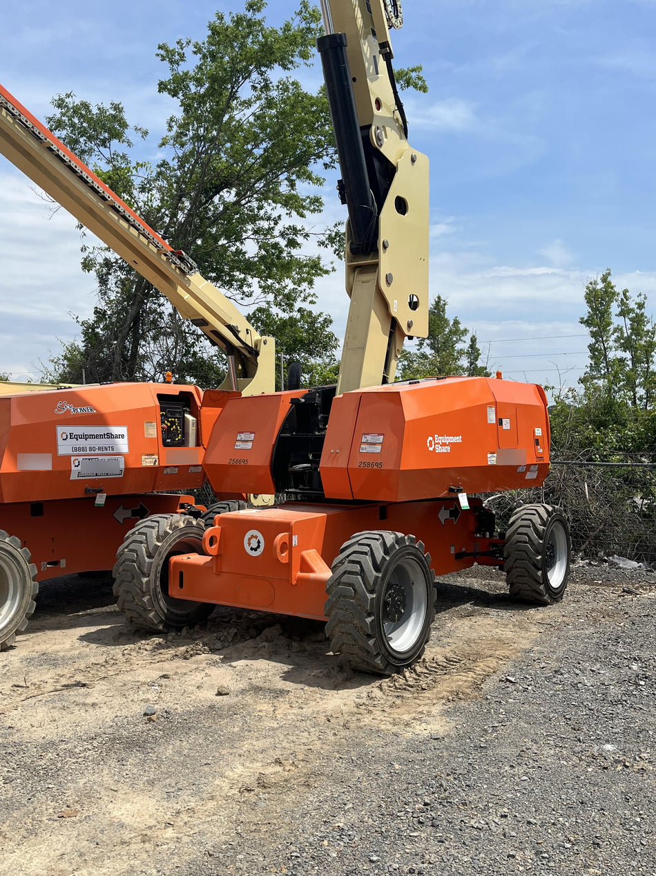2022 JLG 860SJ
