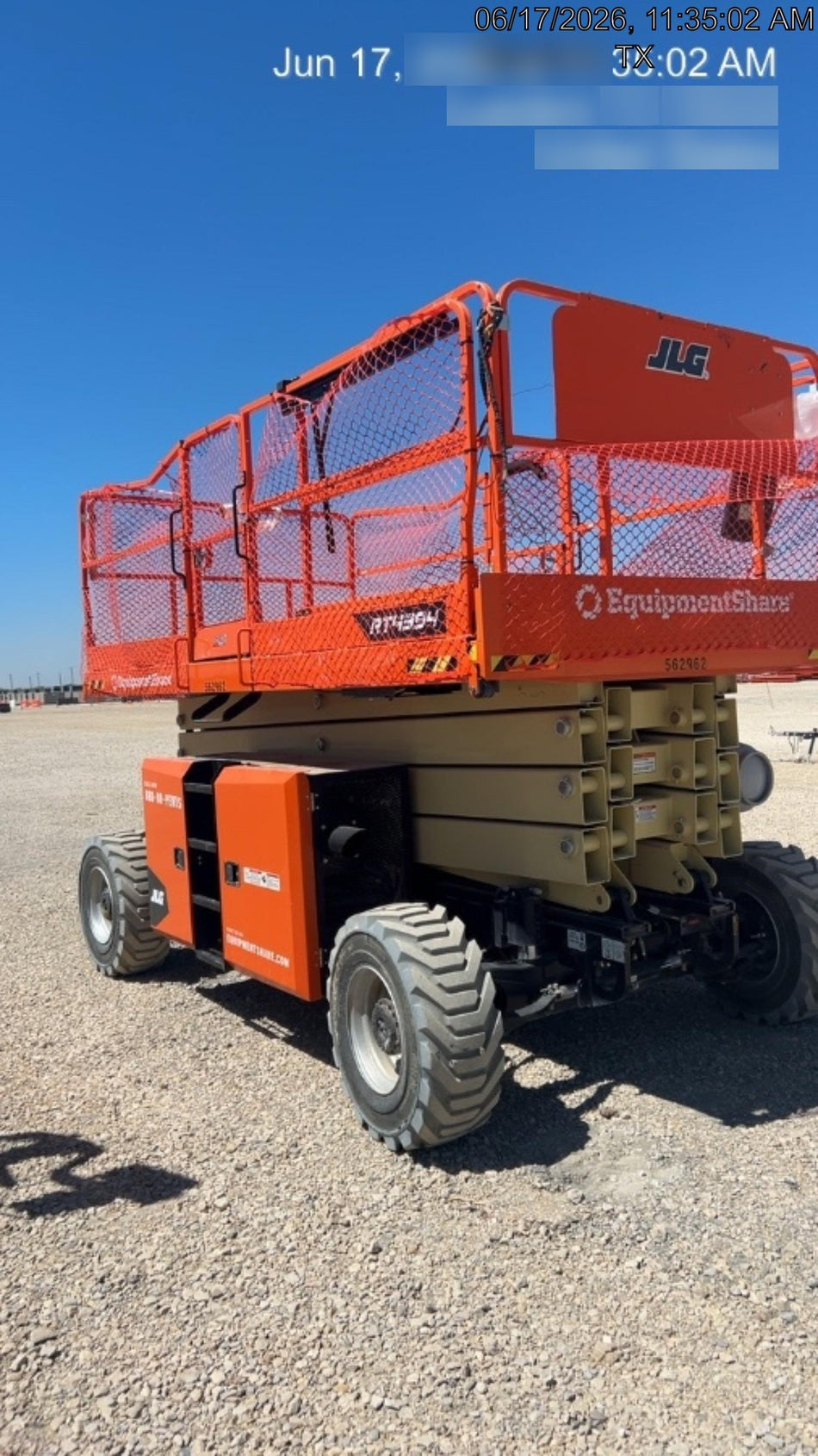 2025 JLG RT4394