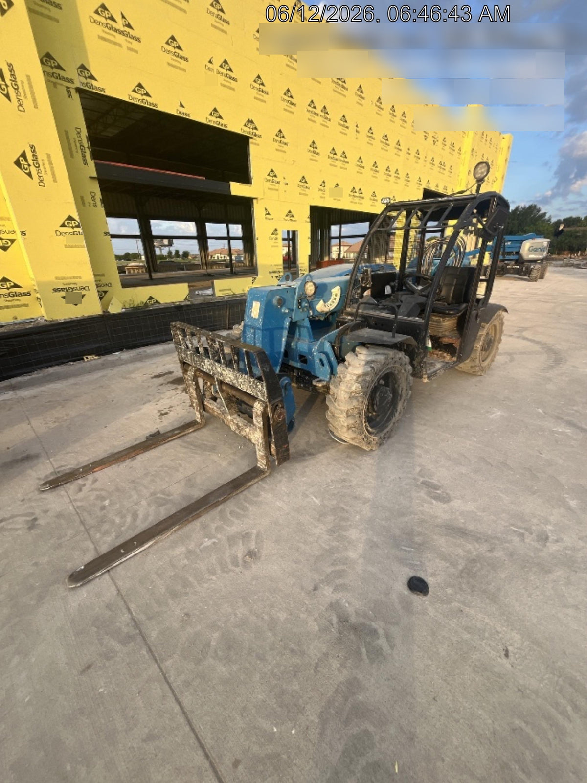 2017 GENIE GTH-5519
