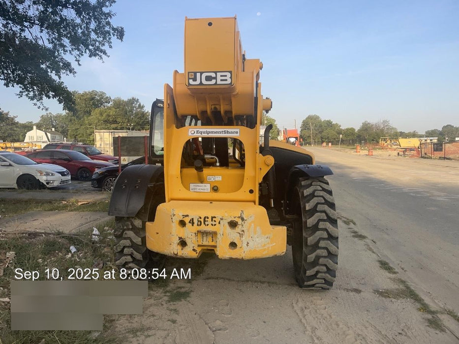 2019 JCB 510-56 Canopy, 74 HP, Solid Tires, STD Worklight, Beacon, Aux Hydraulics, Lifting Eye, Back up Alarm w/66" Carriage/60" Forks