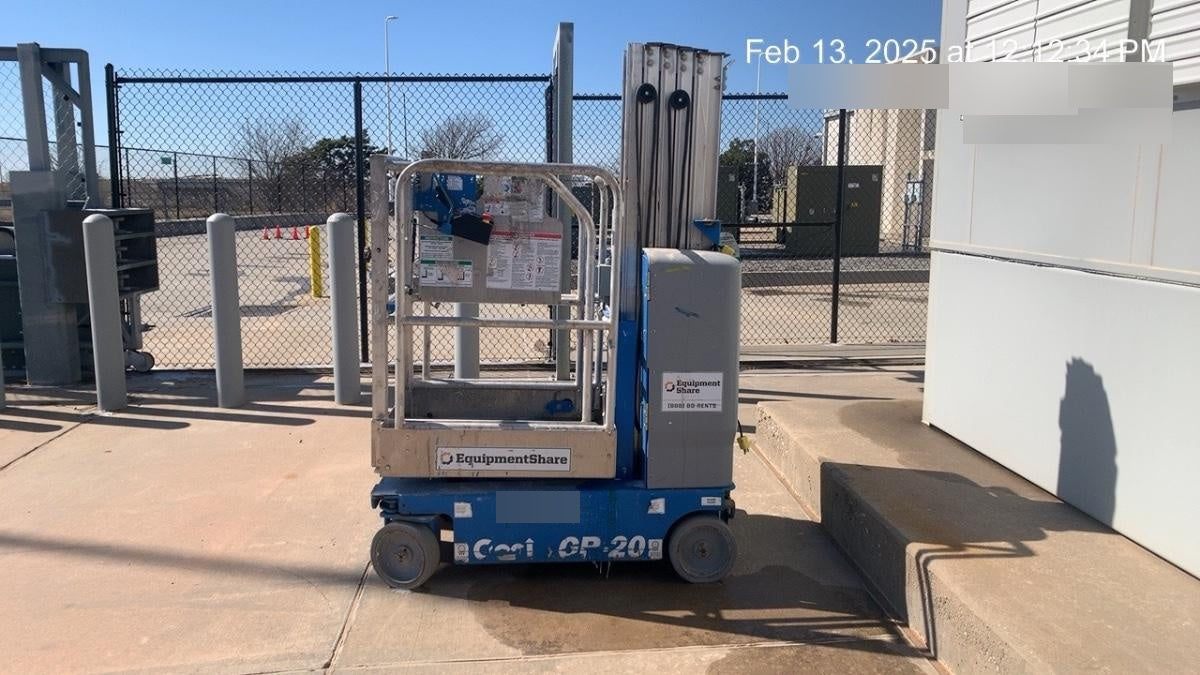 2019 GENIE GR-20
