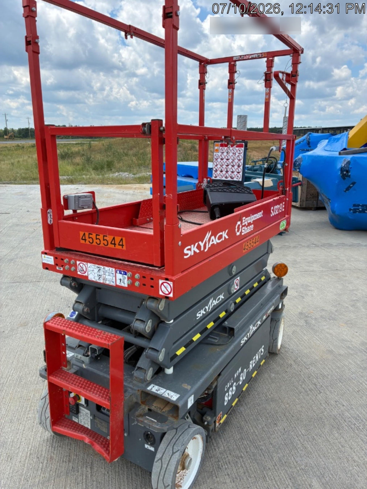 2024 Skyjack SJ3219 Electric Drive, Sld NM Tires, DBcns, RFRails, Power to Platform, T3 + Access Control
