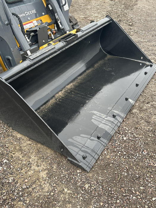 2025 JOHN DEERE 72" Skid Loader Bucket - John Deere C72