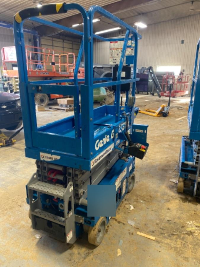 2021 GENIE GS-1330m
