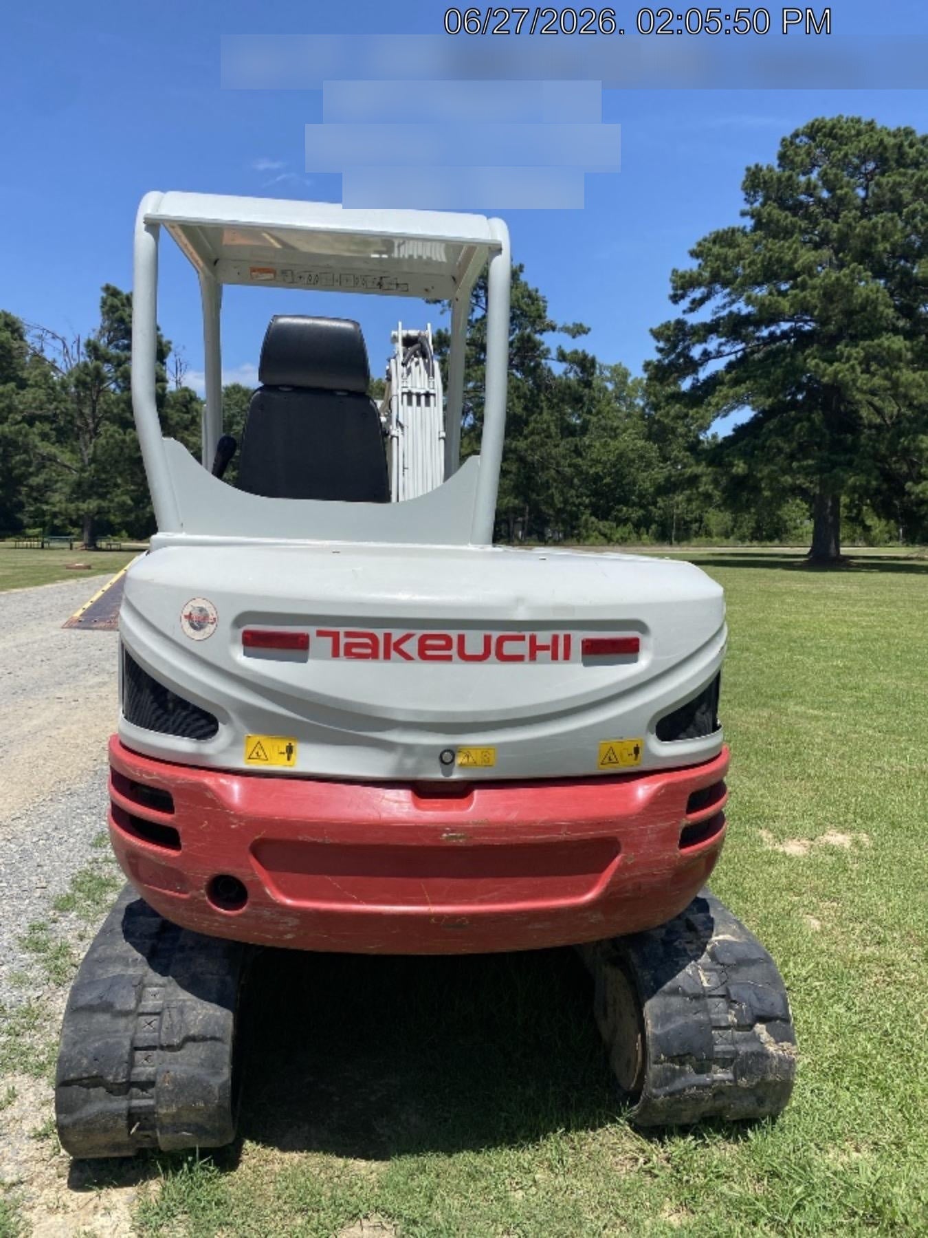 2023 TAKEUCHI TB250-2R