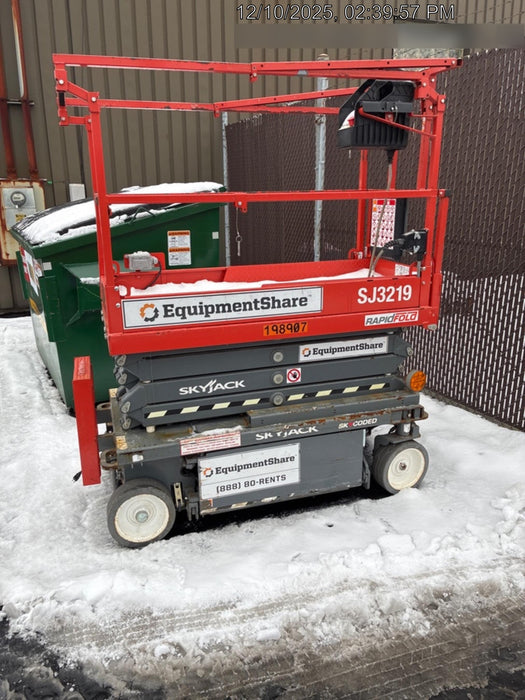 2021 SKYJACK SJ3219