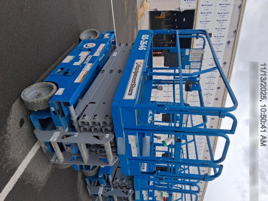 2019 Genie GS-2646 folding rails with full height swing gate