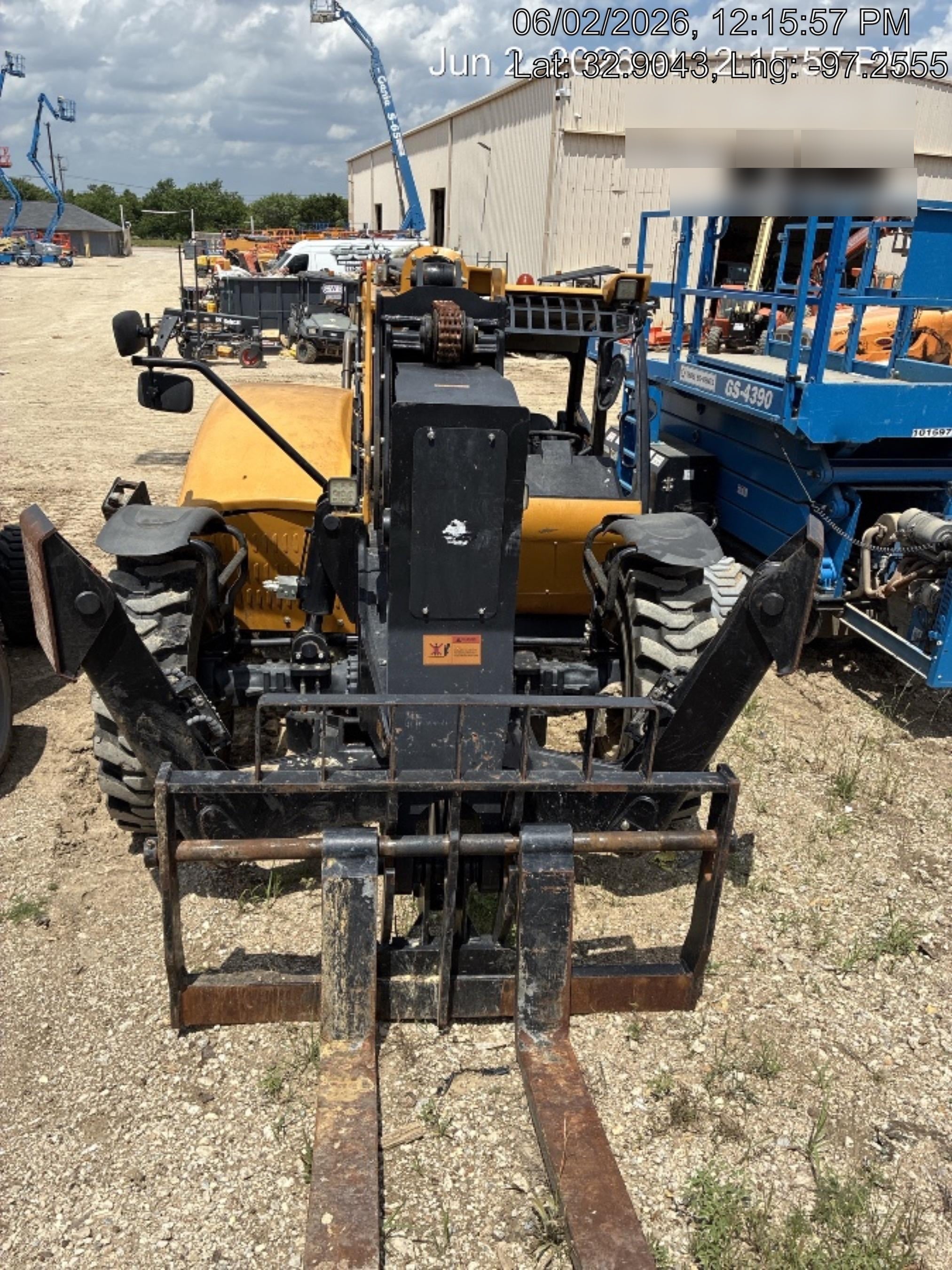 2022 SANY STH1056