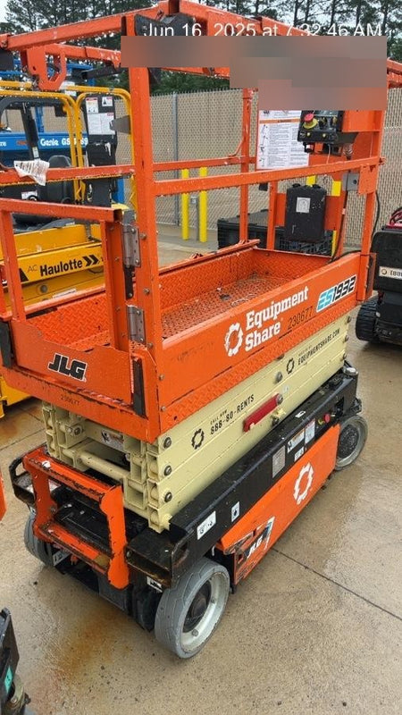 2022 JLG ES1932