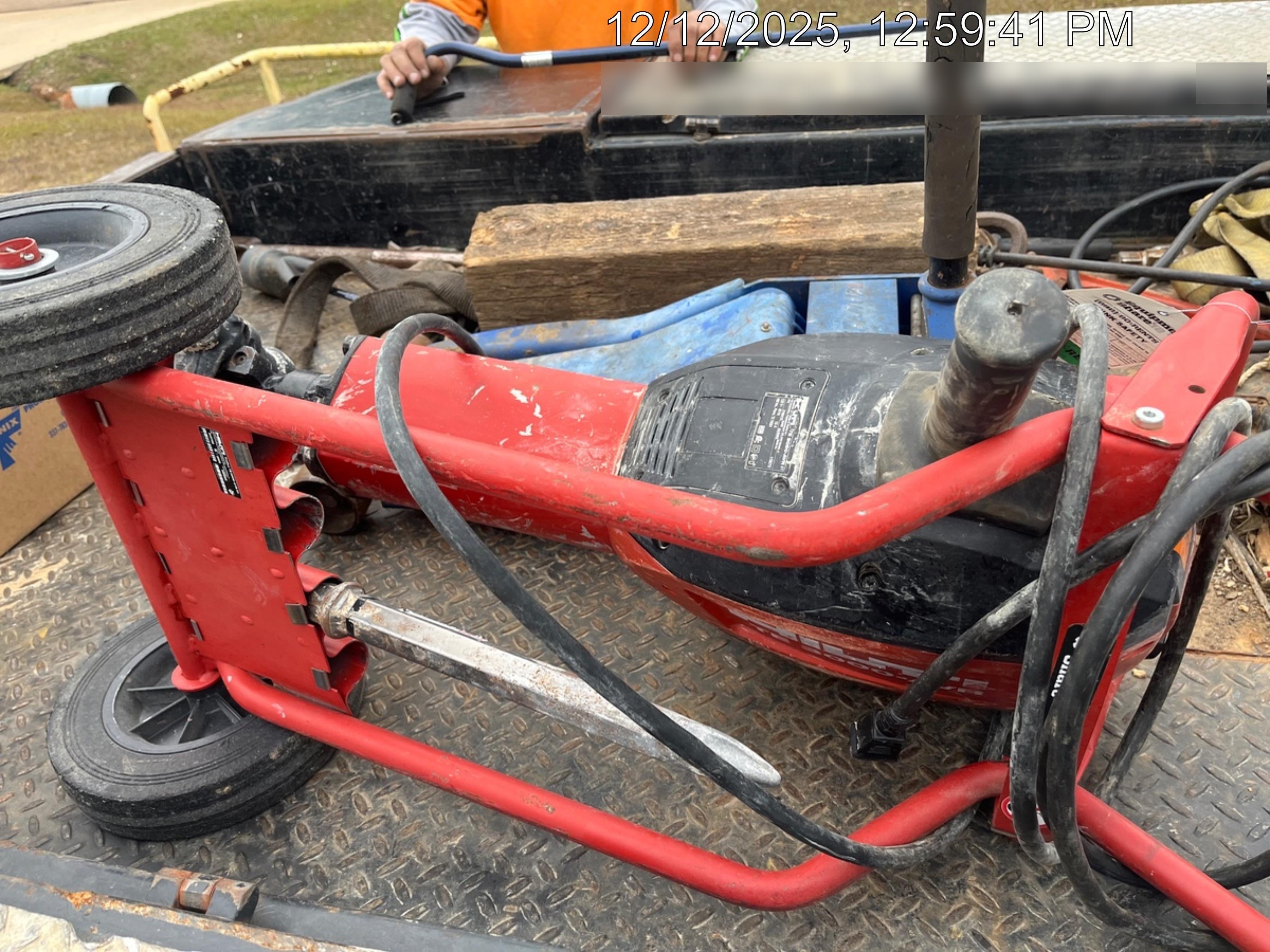 2020 HILTI TE 3000-AVR