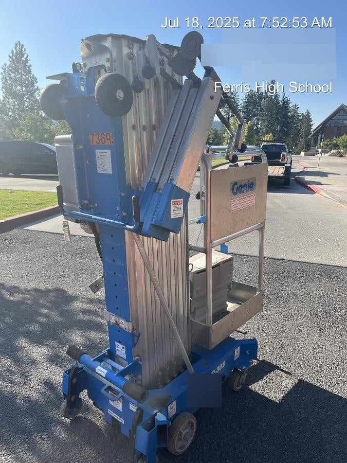 2020 GENIE AWP-30S