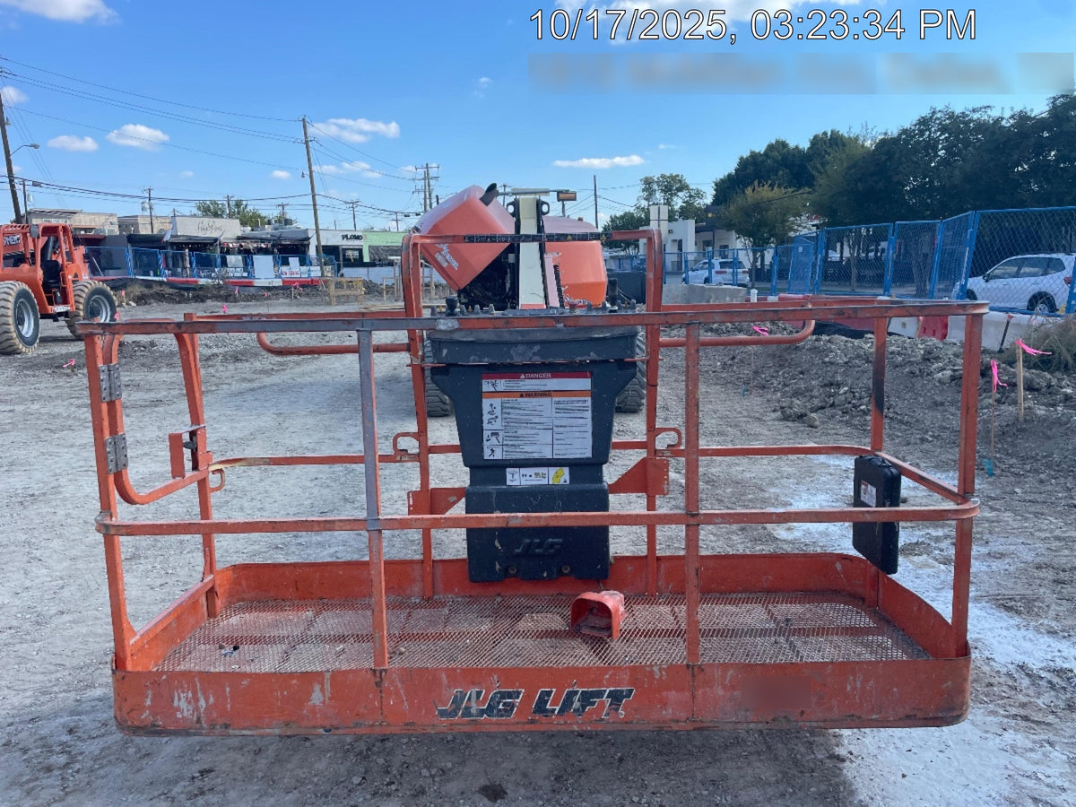 2020 JLG 460SJ