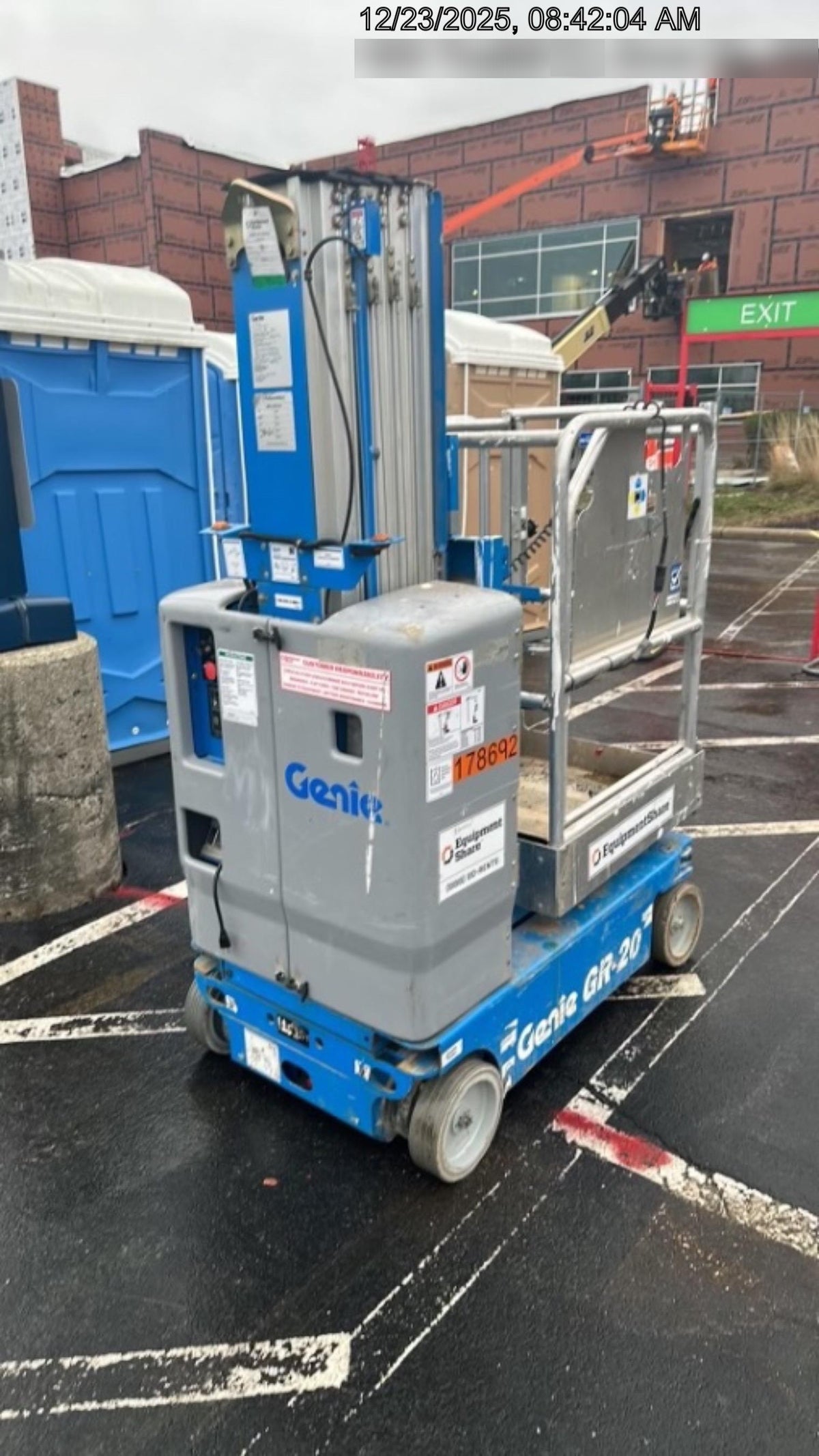 2021 GENIE GR-20