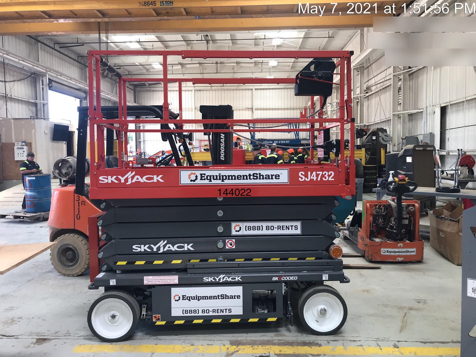 2021 SKYJACK SJ4732