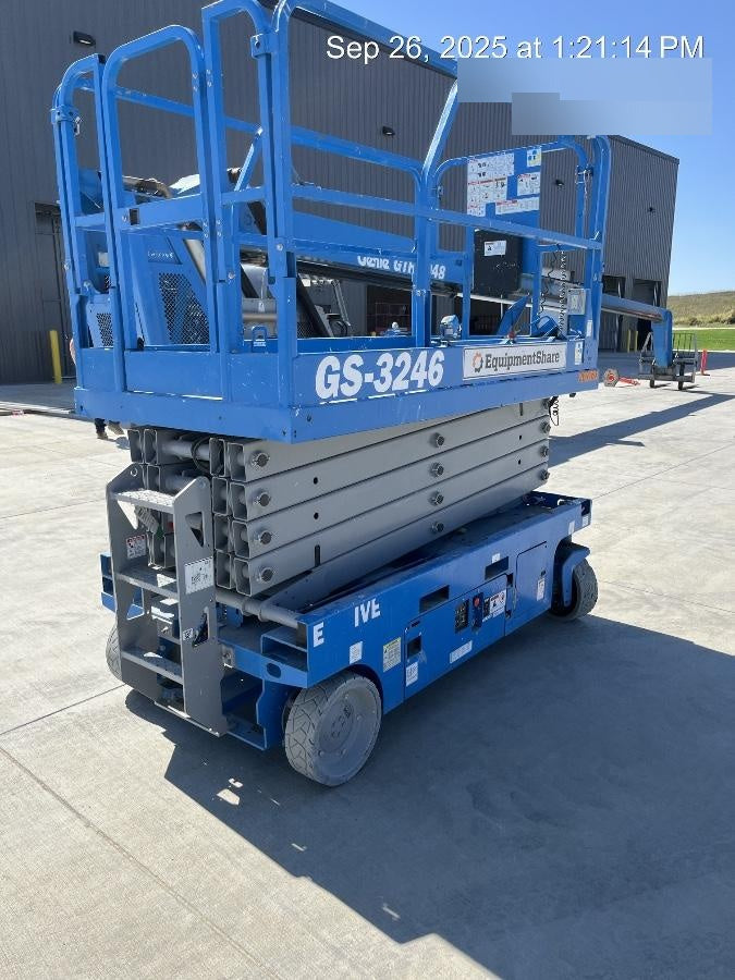 2022 GENIE GS-3246